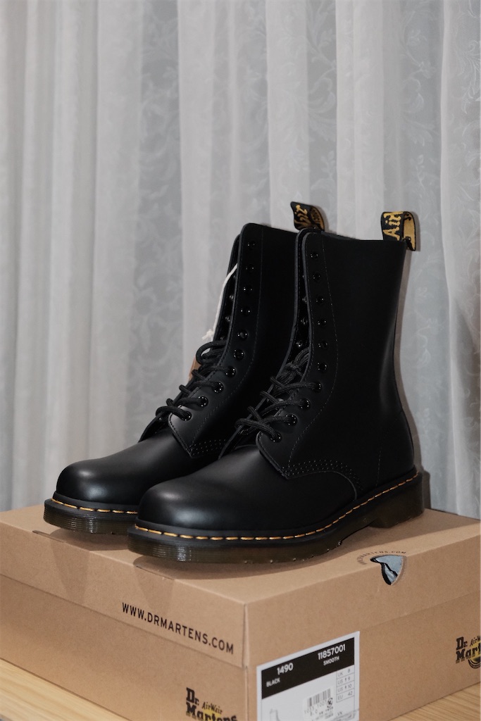 ドクターマーチン 10ホールブーツ 1490 希少 pascal ドクターマーチン