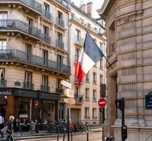 自分を表現する。存在証明としての香り