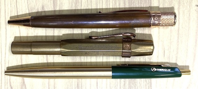 Anteriqueの半分brass 真鍮 なボールペンは筆圧0で書ける 趣味と物欲