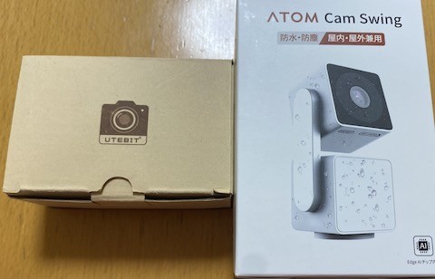 屋外用のATOM Cam Swingは、UTEBITのマグネットスタンドで装着