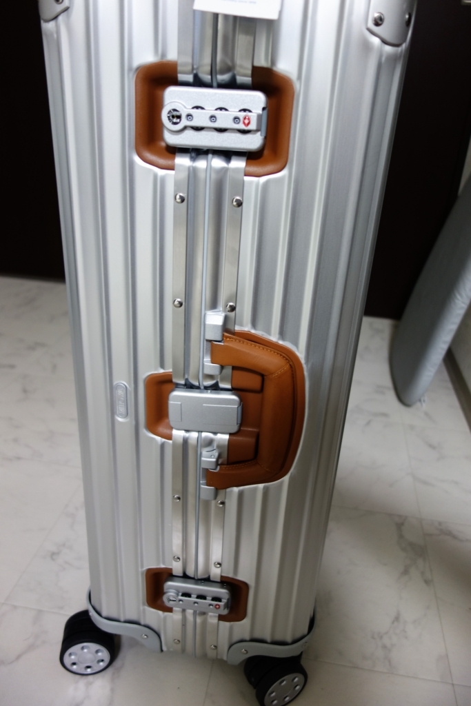 憧れのRIMOWAルフトハンザ航空ボーイング747-8モデル(85L)を 憧れのRIMOWAルフトハンザ航空ボーイング747-8モデル(85L)を