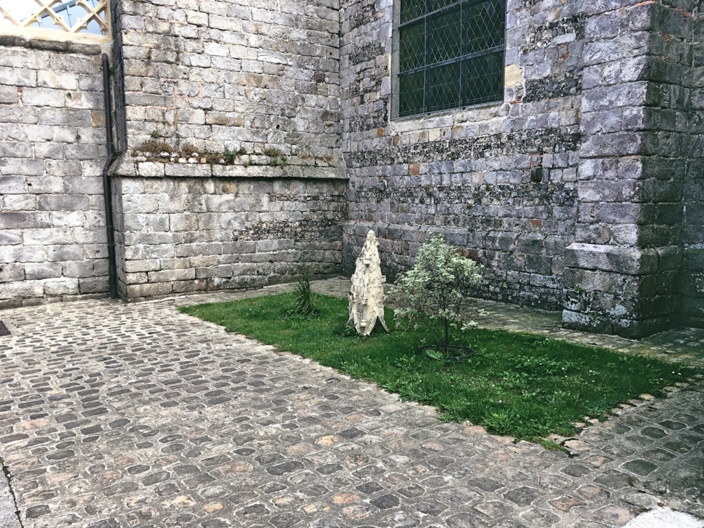 f:id:philo1985:20180826154004j:plain 哲学女子 九鬼周造 いきの構造 プラトン カント 絶対時間