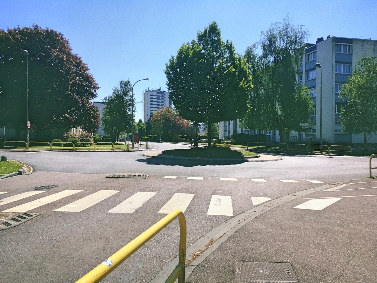 ハイデッガー 実存 現存在 存在者 存在と時間 平均的な日常