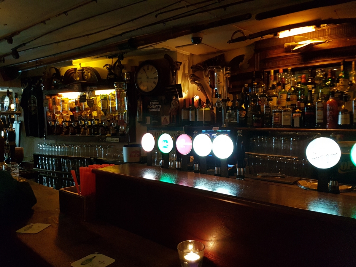 f:id:pho:20160705111512j:plain f:id:pho:20160705111512j:plain