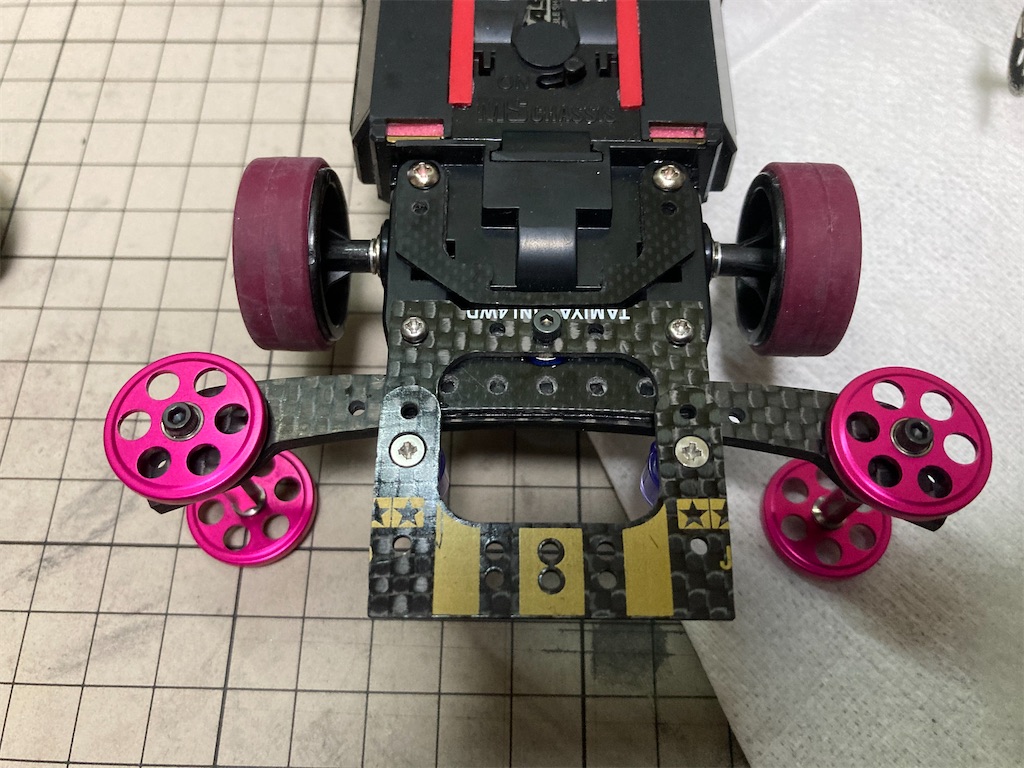 ミニ四駆　MSシャーシ用　染色純正カーボンメタルヒンジCA-T リヤアンカー ミニ四駆・MSシャーシ用】2軸ATピボット＋1軸リヤアンカー＋リヤ