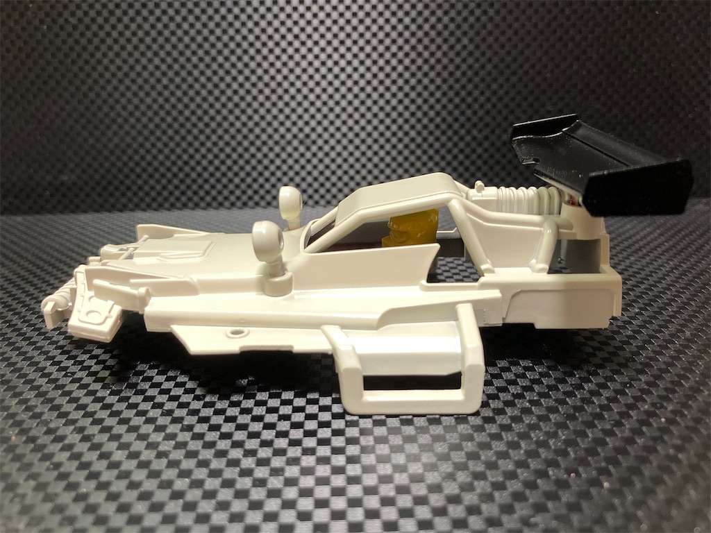 ミニ四駆 MSフレキのホットショット ボディ塗装の途中経過。 - ふぇに