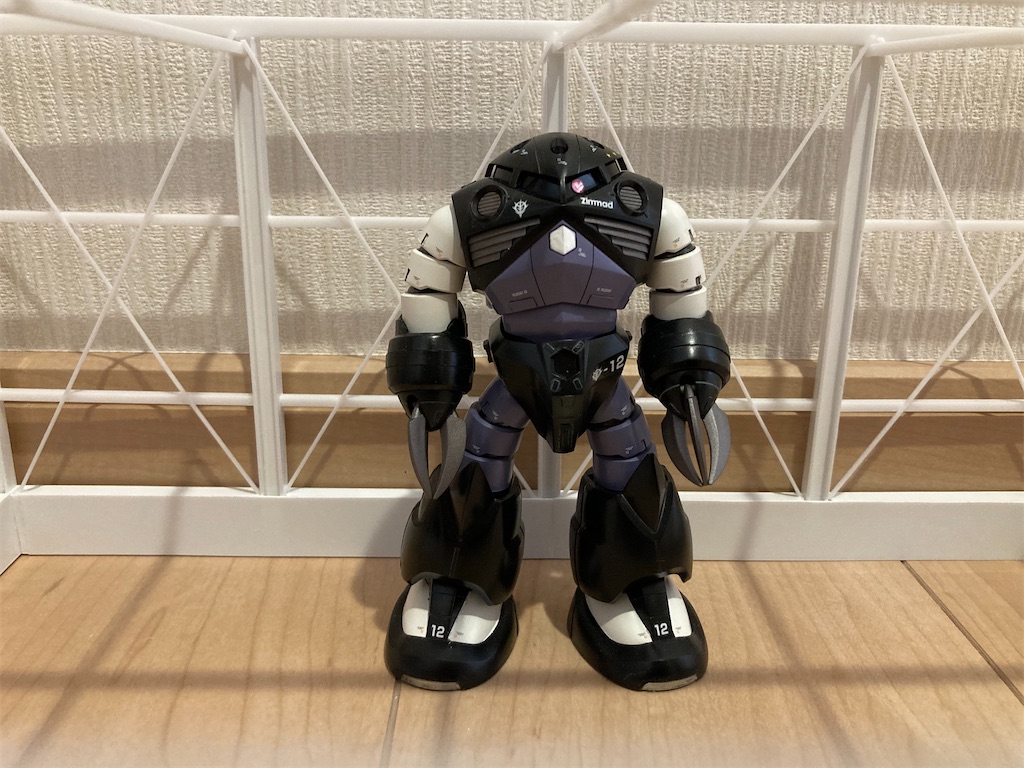 ミニ四駆ガレージ その9 骨組み、ほぼ出来上がり - ふぇにっくす