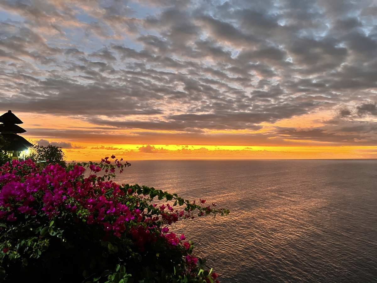 バリ島の夕日とタンゴ Keep My Word