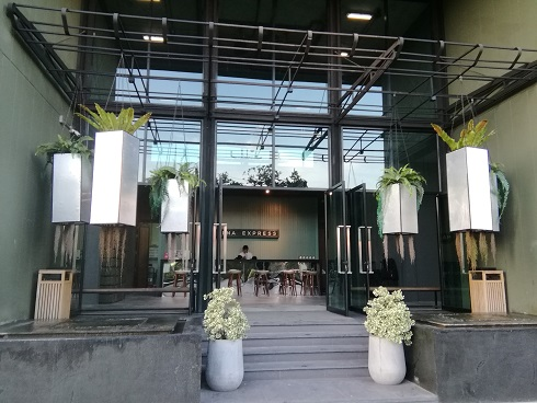 f:id:phukettown:20190506224543j:plain f:id:phukettown:20190506224543j:plain