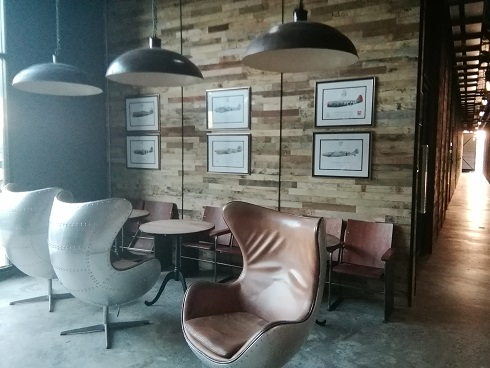 f:id:phukettown:20190506224949j:plain f:id:phukettown:20190506224949j:plain
