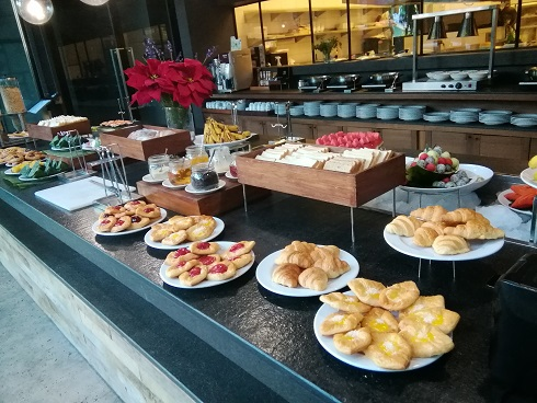 f:id:phukettown:20190506225045j:plain f:id:phukettown:20190506225045j:plain