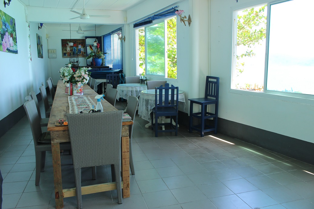 f:id:phukettown:20200929220543j:plain f:id:phukettown:20200929220543j:plain