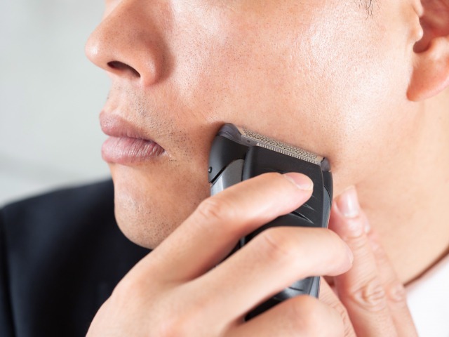 ヒゲの濃さに悩む大学生必見 大学生はいますぐヒゲ脱毛を始めるべき ぽんぽこオフィシャル