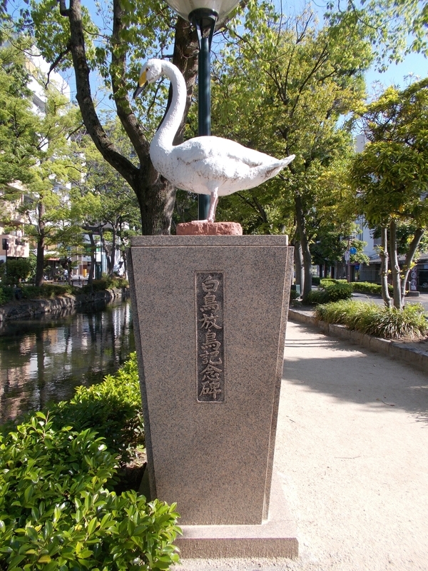 f:id:pigmonm:20190602161040j:plain:w240 f:id:pigmonm:20190602161040j:plain:w240