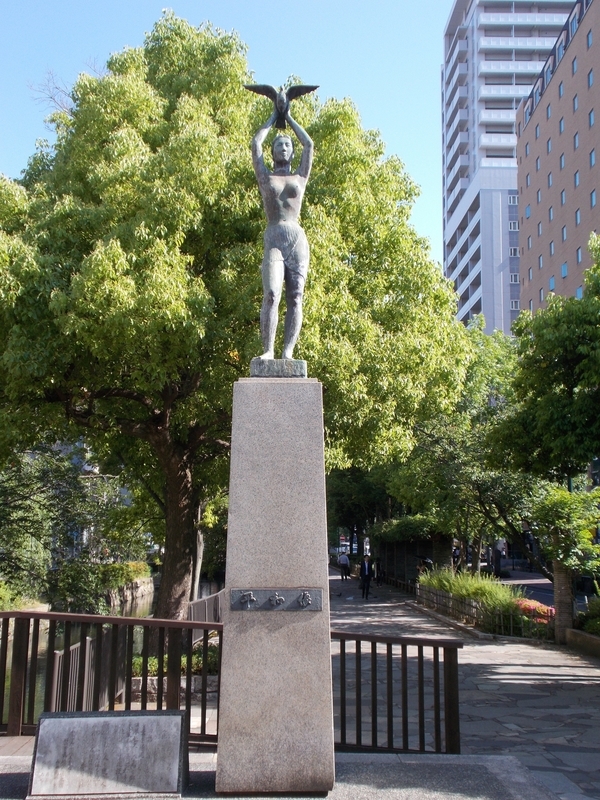 f:id:pigmonm:20190602193141j:plain:w240 f:id:pigmonm:20190602193141j:plain:w240