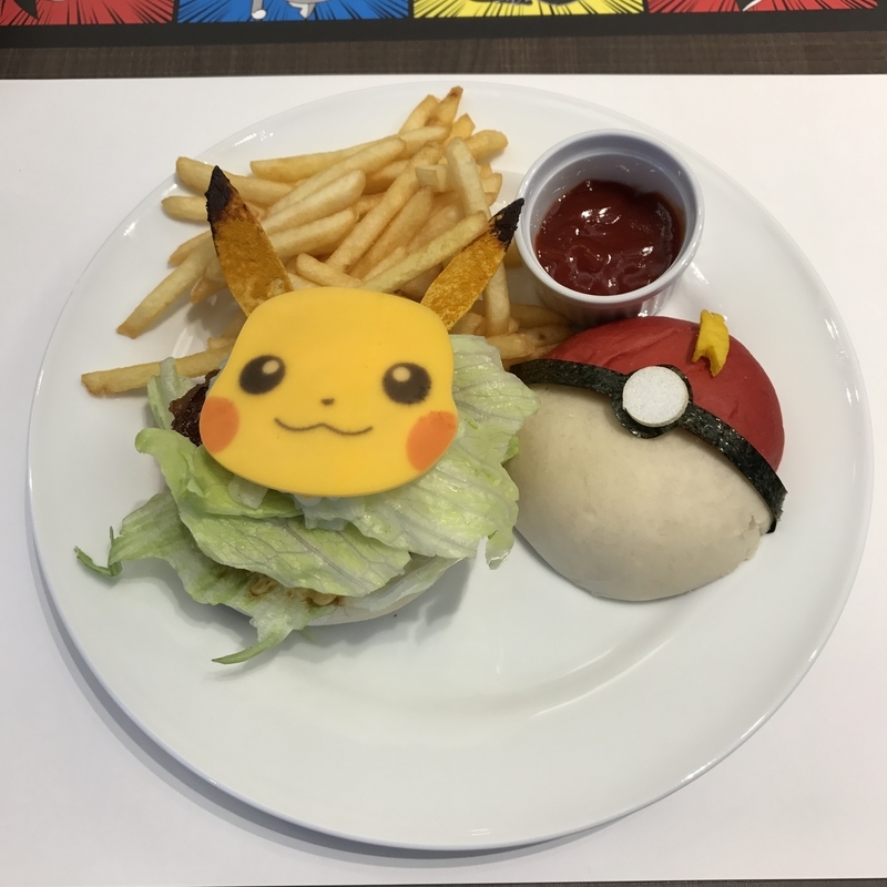 ピカチュウの伝説メニューもある コロコロコミック伝説カフェ ポケモン 17 ポケモンセンターnakayama