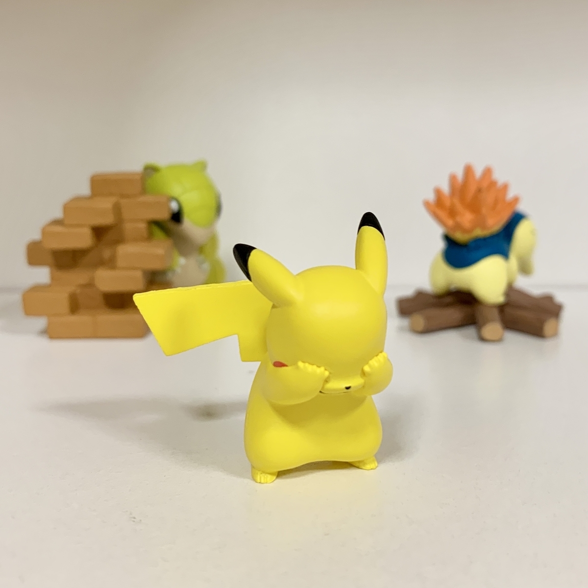 ポケモンモンコレ初期 劇場版特別仕様 ピカチュウ フィギュア