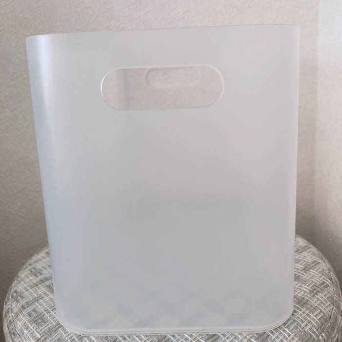 無印にそっくり。100円ショップのボックス