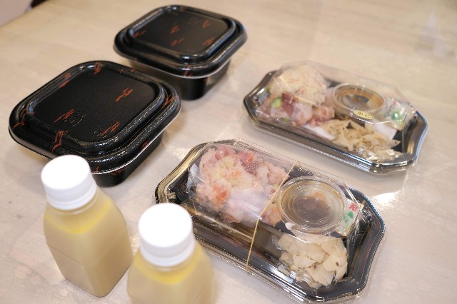 ミッドタウン六本木 つじ半 で海鮮丼のお弁当をテイクアウトしました 外食好き料理初心者ワーママの食事と外出の記録