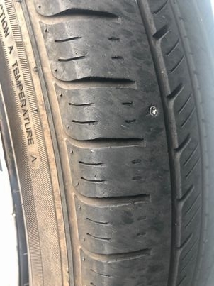 車のタイヤ空気圧の異常 コドモトusa