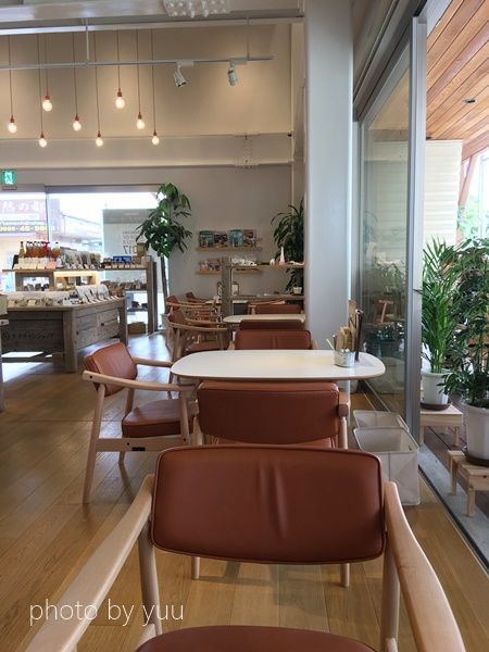 タマチャンショップ本店の店内