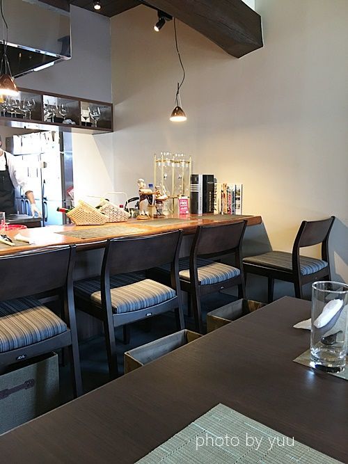 ここやっど小林の店内