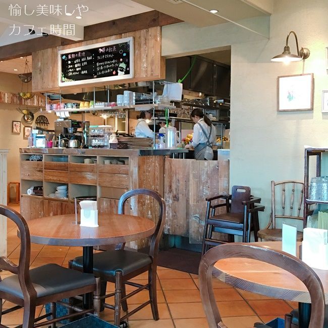 博多シティキャンベリーアーリー店内