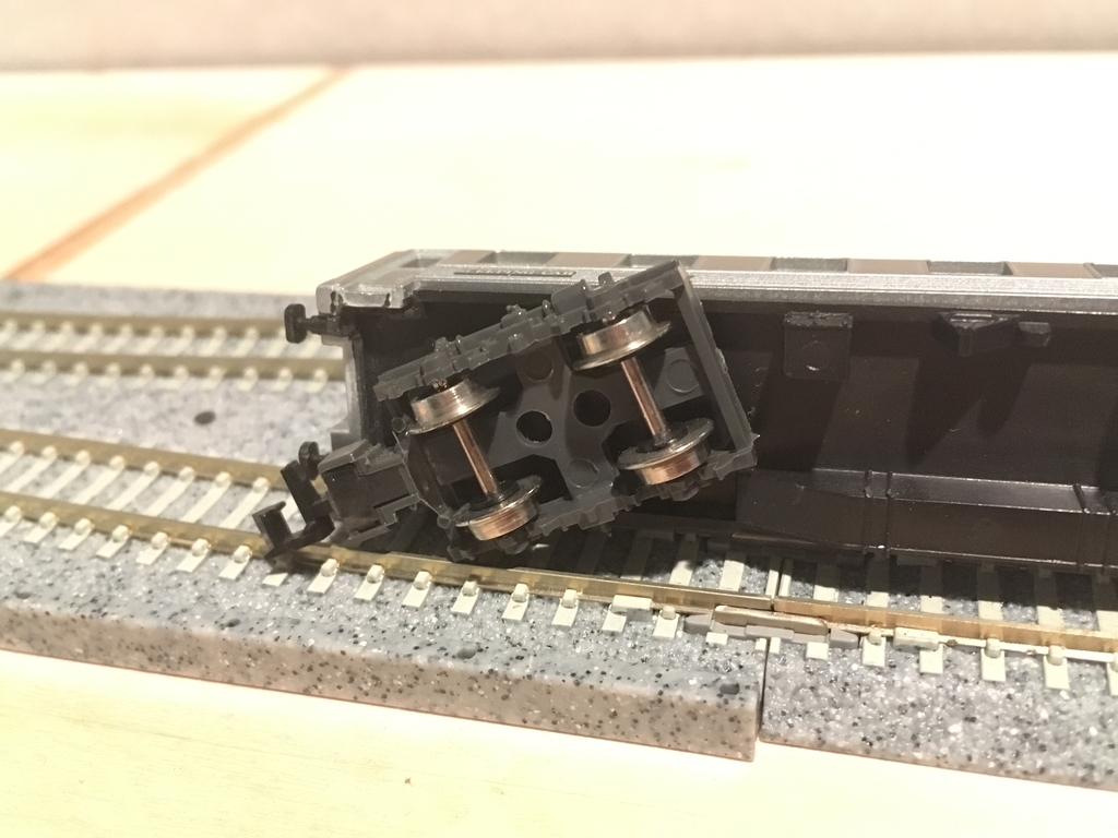 激安中古のP型寝台車をいじくり倒す① ～購入と点検～ - Try