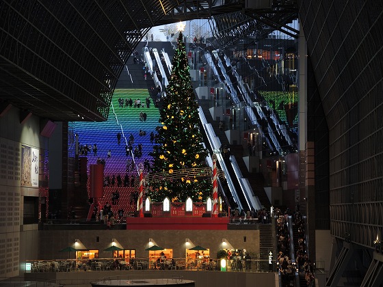 京都駅ビル グラフィカル イルミネーションx mas2013 五里五里の旅人の休日 京都駅ビル グラフィカル イルミネーションx mas2013 五里五里の旅人の休日