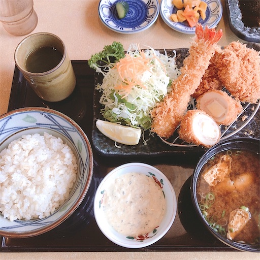 Day268 やらかした 豪華ヒレカツ定食とダイエッターの足搔き おいしいダイエット オートミール中心ゆる糖質オフ