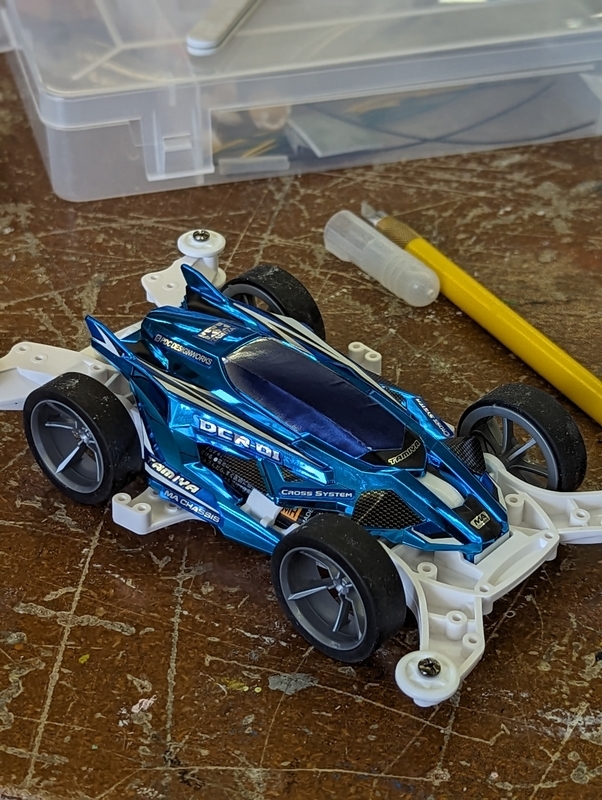 ミニ四駆　完成品　デクロス-01　メタリックブルーSpecial 新マシン投入 - ピザサンダーのブログ