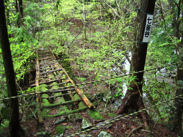 f:id:placeness:20120503104053j:image f:id:placeness:20120503104053j:image