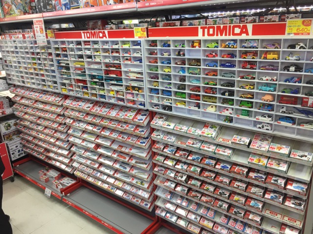 池袋でトミカとプラレールを買うならここ ビックカメラ 池袋本店 Fun Toy Life 池袋でトミカとプラレールを買うならここ ビックカメラ 池袋本店 Fun Toy Life