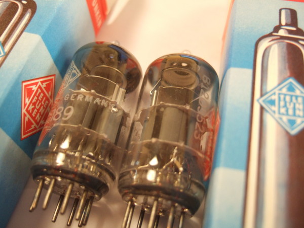 ECC189 TELEFUNKEN Diamond Bottom