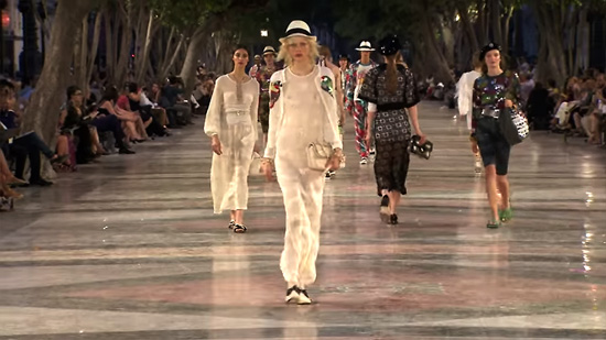 f:id:pleasegoodtimes:20161209225441j:plain f:id:pleasegoodtimes:20161209225441j:plain