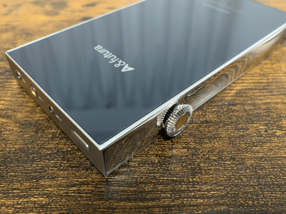 A&futura SE300 / Astell&Kern【製品レビュー】 - ヒマラヤより愛を