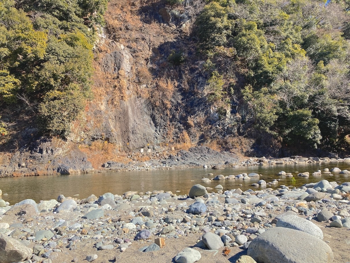 ミラチェア中古品を使ってみて「漫画作業環境に合った椅子」に気づいた。 - 箱庭的ノスタルジー, image size:1200x900