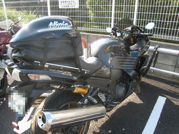 トップケース取り付け - とあるバイク乗りの日常