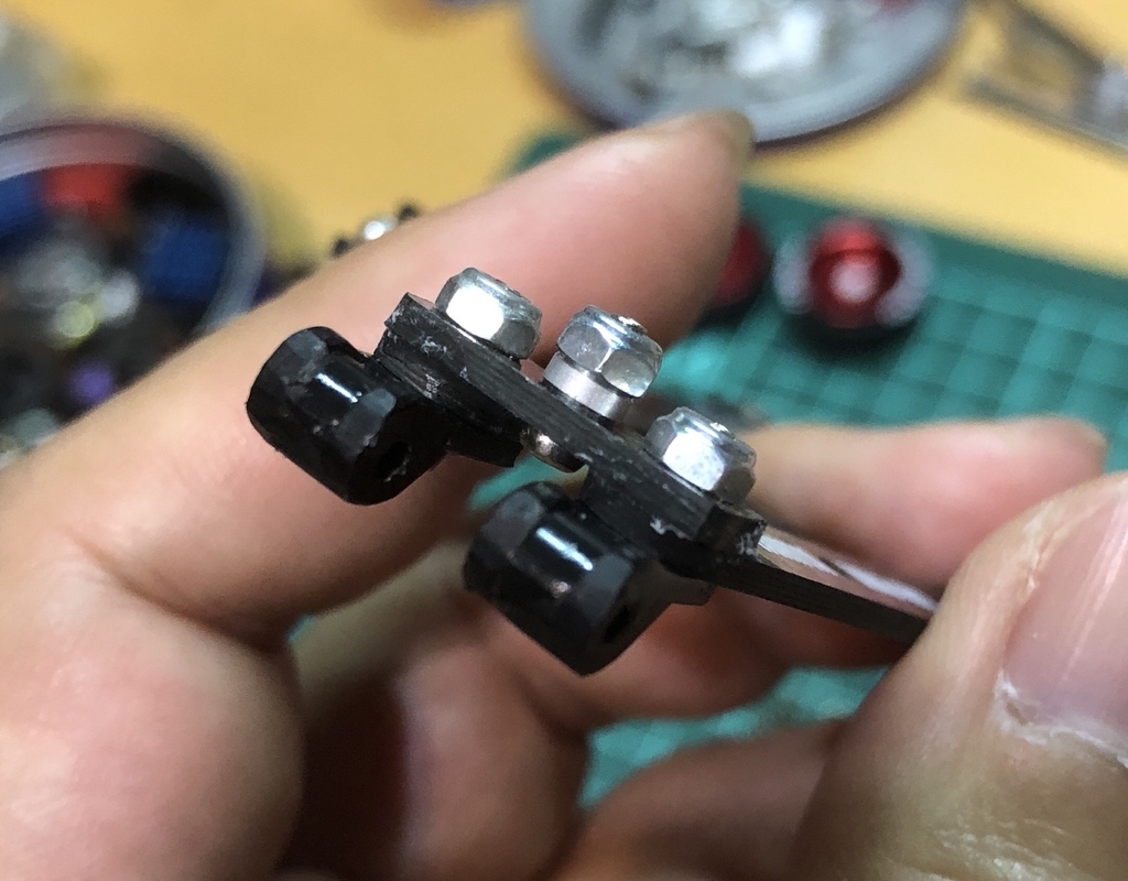 ミニ四駆作ってみた〜その295 「新マシン制作：シャーシその4