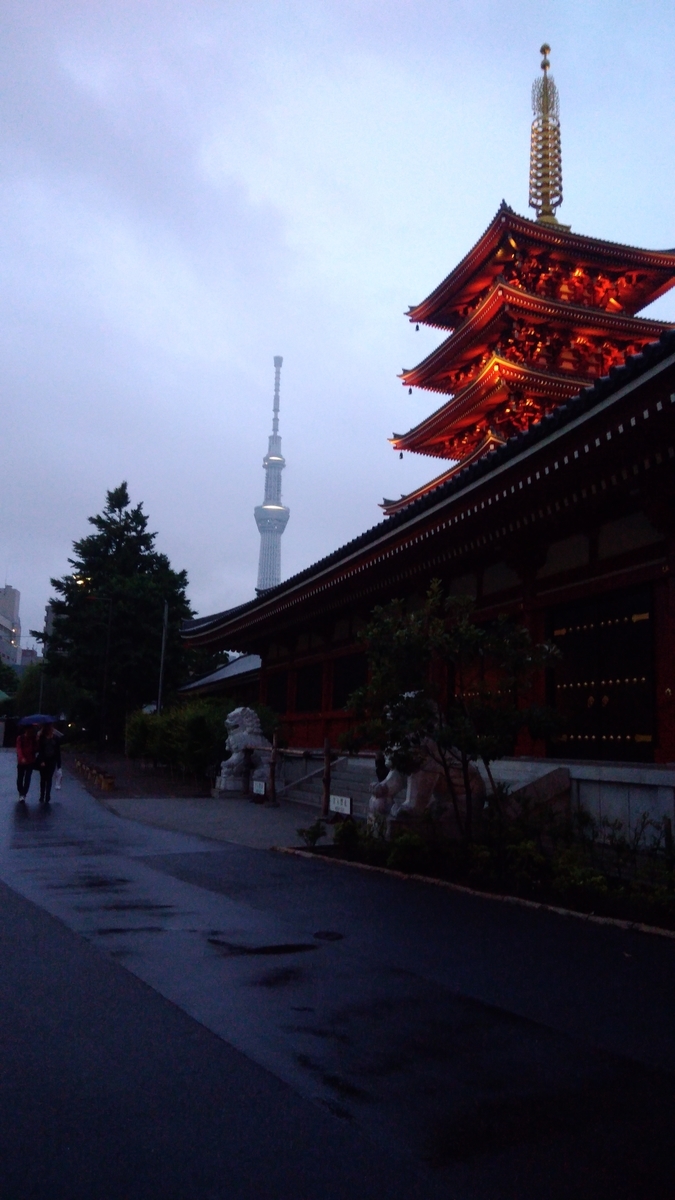 雨の日の浅草 雨の日の浅草