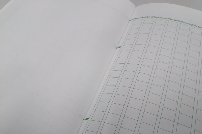 原稿用紙の中綴じ冊子 原稿用紙の中綴じ冊子