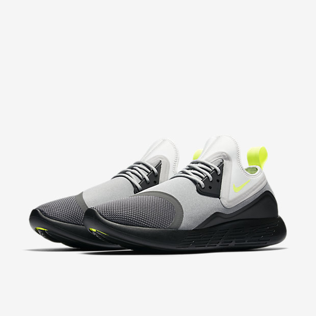 nike lunarcharge essential mens