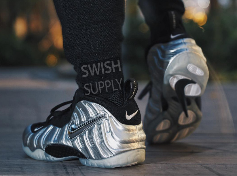 nike foamposite pro silver surfer