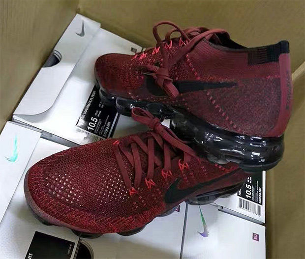 nike air vapormax maroon