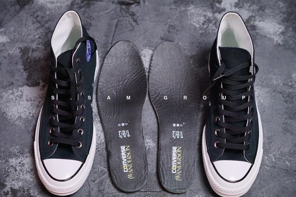 sacai x converse