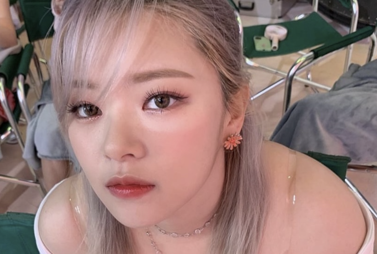 Twice ジョンヨンの自撮り投稿にナヨン チェヨンが不満 まさかのあげ直しに いったいなぜ けーぽっぺん