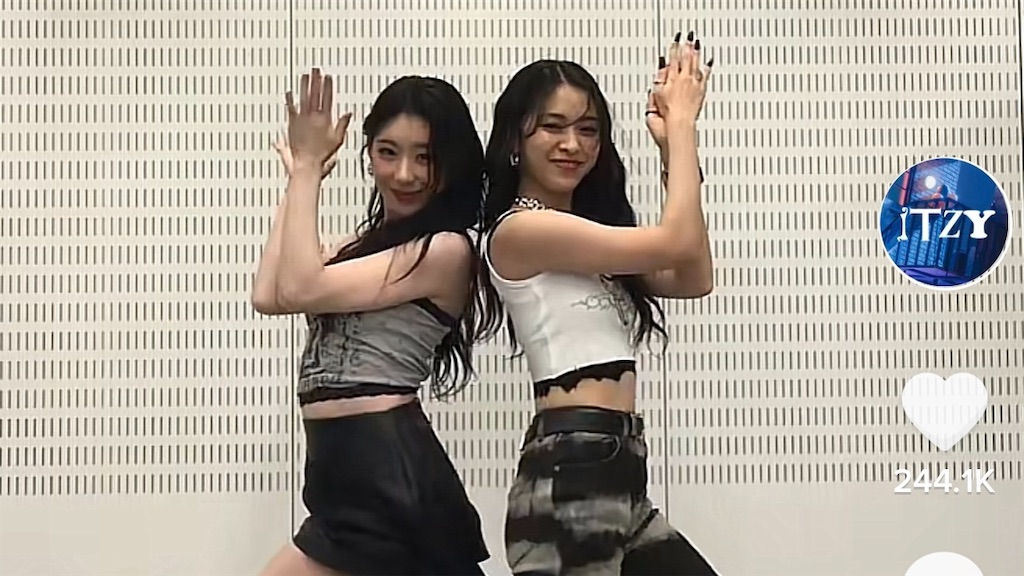 Itzy 可愛い後輩niziuちゃんたちの曲を踊ってみた Tiktok けーぽっぺん Itzy 可愛い後輩niziuちゃんたちの曲を踊ってみた Tiktok けーぽっぺん