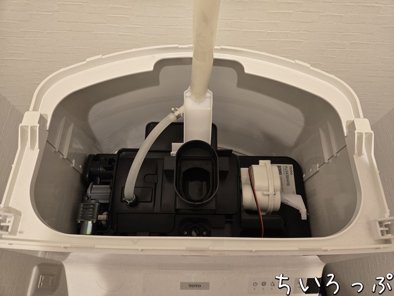 やまとみ　蓋とタンク TOTOのトイレ「TCF9137L(TCF9135L)」の水が止まらないので分解し