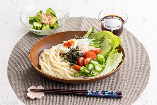 ZIP】ピリ辛冷やしうどんのレシピ！冷凍うどんの火を使わないアレンジ