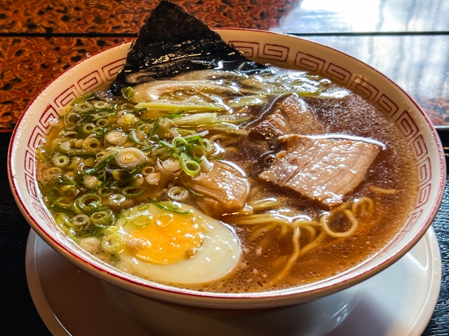 タクうま】ニンニク麺「山屋」長野県飯田市！タクシー運転手さん一番